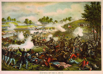 Una ilustración representa la Primera Batalla de Bull Run. Soldados y caballos de la Unión caen en desorden mientras los confederados atacan; una bandera estadounidense arrugada yace en el suelo debajo de las bajas.