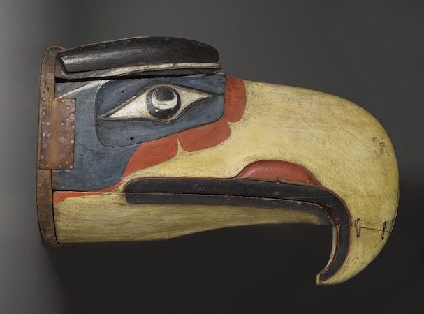 ‘Namgis artist (of the Kwakwaka’wakw), Thunderbird Mask closed, 19th c., from Alert Bay, Vancouver Island, British Columbia, Canada, cedar, pigment, leather, nails, metal plate, 78.7 x 114.3 x 119.4 cm open; 52.1 x 43.2 x 74.9 cm closed (Brooklyn Museum)