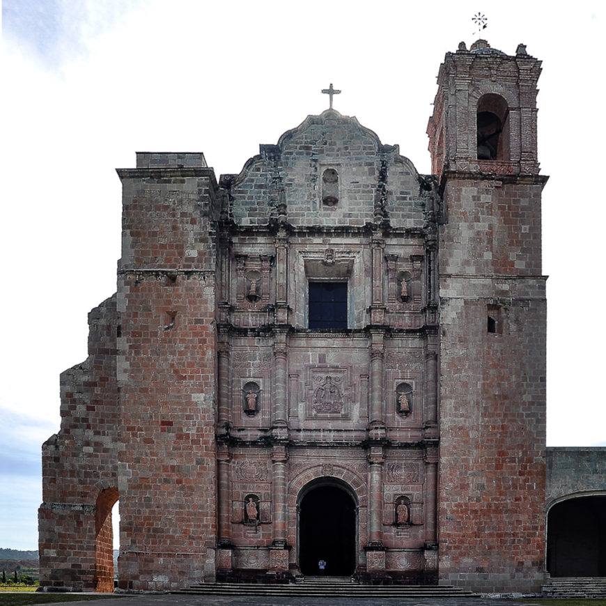 Retablo-façade of Santo Domingo Yanhuitlan, Oaxaca (photo: Eduardo Robles Pacheco, CC BY 2.0)