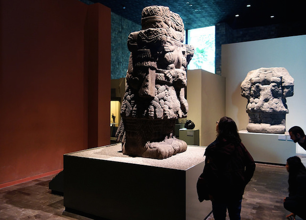 Coatlicue, c. 1500, Mexica (Aztec), found on the SE edge of the Plaza mayor/Zocalo in Mexico City, basalt, 257 cm high (National Museum of Anthropology, Mexico City)