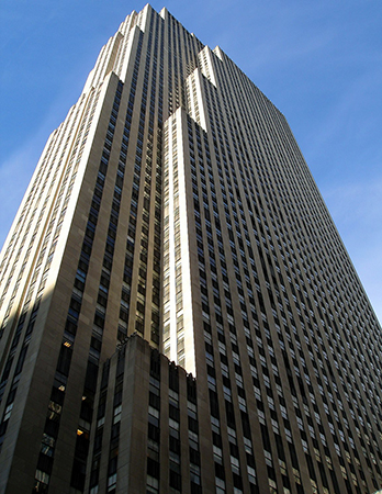View of 30 Rockefeller Plaza (photo: Tobias Schiller, CC BY-NC-SA 2.0)