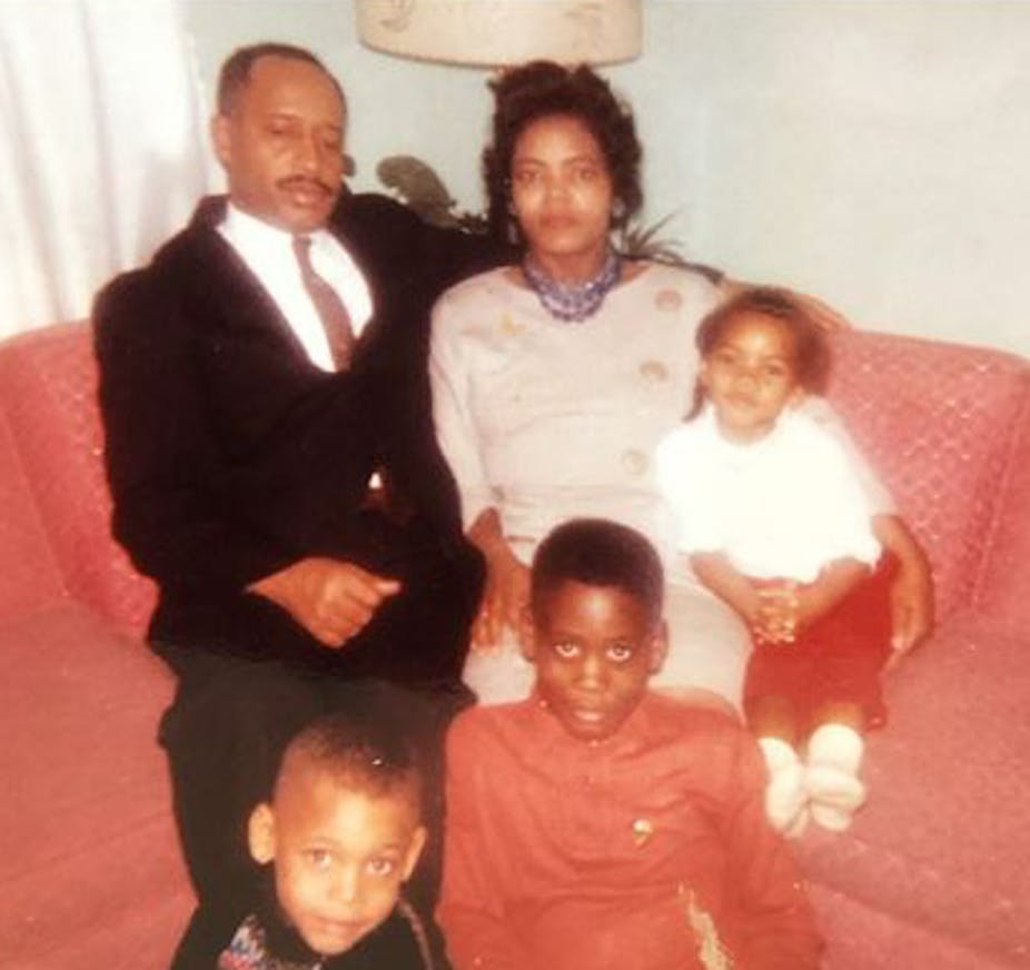 Image of Jessie Dean Gipson Simmons, shown top center about age 37, c. 1961. [Clockwise: daughter Angela, sons Obadiah Jerone, Jr. and Carl, and husband Obadiah Jerone, Sr.; daughters Carolyn and Quendelyn are not pictured] Simmons family archives, Author provided