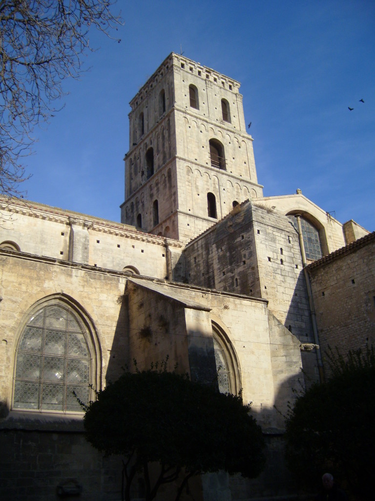 Arles_St._Trophime_Church_Bell_Tower-768x1024.jpg