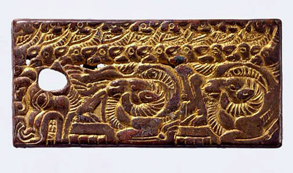 Belt_Buckle_with_Zoomorphic_Design,_North_China,_3rd-2nd_century_BCE.jpg