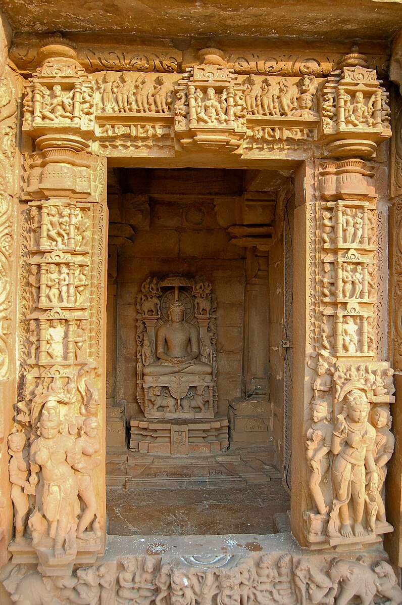 Parshwanath_Temple_-_Khajuraho_-_2.jpg