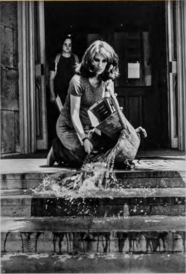 Figure 18.29: MlERLE LADERMAN UKELES, Hartford Wash: Washing Tracks, Maintenance Outside, performed at Wadsworth Atheneum, Hartford, Connecticut, 1973.