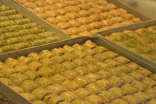 File:Sweets on Spice Bazaar in Istanbul 09.jpg
