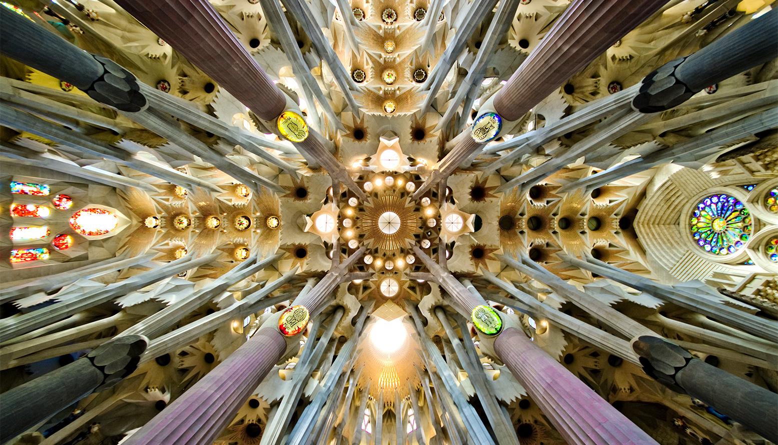 La Sagrada Familia dari
