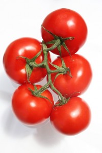 tomato-473764_640-200x300.jpg