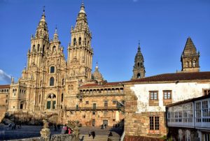 640px-Santiago_de_Compostela_Cathedral_31959324258-300x202.jpg