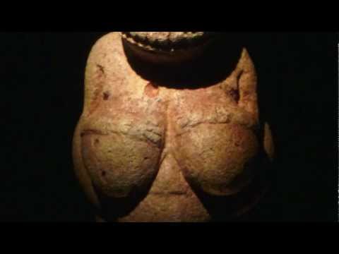 Thumbnail for the embedded element "Nude woman (Venus of Willendorf)"