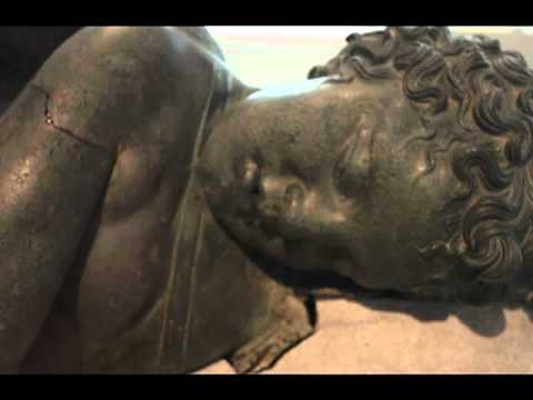 Miniaturas para el elemento incrustado “Estatua del Eros Durmiente y Estatua de una Vieja Mujer del Mercado”