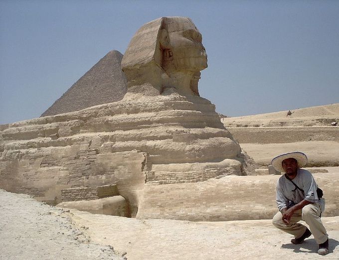 Fotografía a todo color representa la Esfinge de Giza, descrita anteriormente.