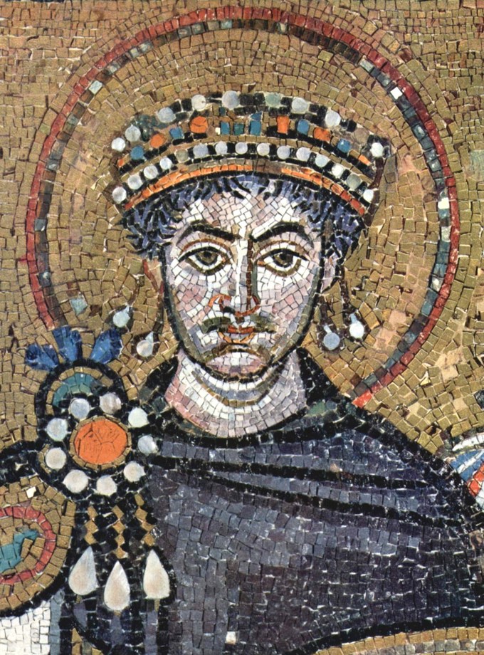 Esta foto muestra un retrato en mosaico de Justiniano I.