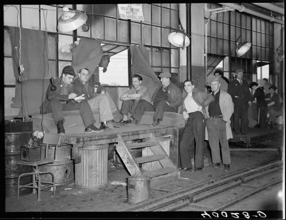 Unionization met with fierce opposition from owners and managers, particularly in the “Manufacturing Belt” of the Mid-West. Sheldon Dick, photographer, “Strikers guarding window entrance to Fisher body plant number three. Flint, Michigan,” January/February 1937. Library of Congress, http://www.loc.gov/pictures/item/fsa2000021503/PP/. 