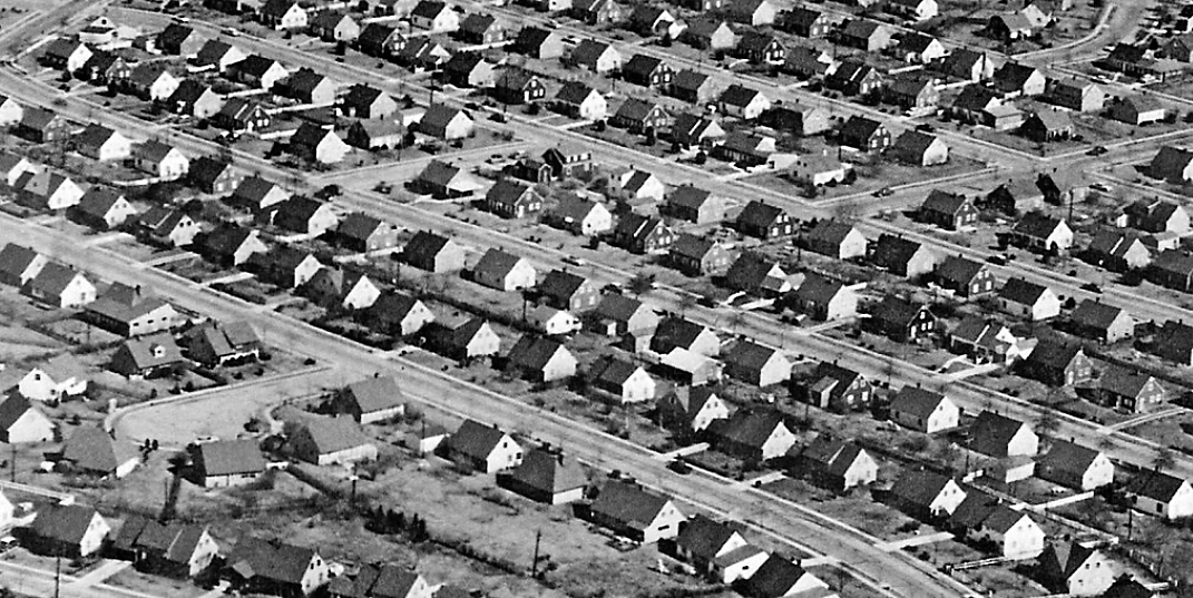 Levittown, early 1950s, via Flickr user markgregory.
