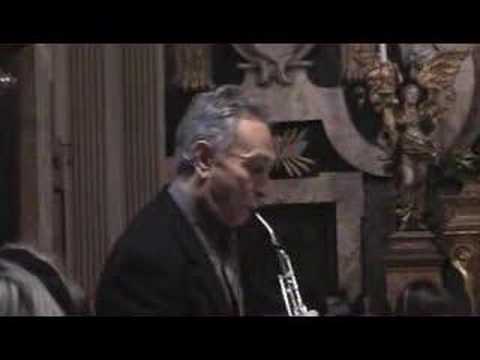Thumbnail for the embedded element "Mozart Adagio K580a - English horn Giuliano Giuliani"