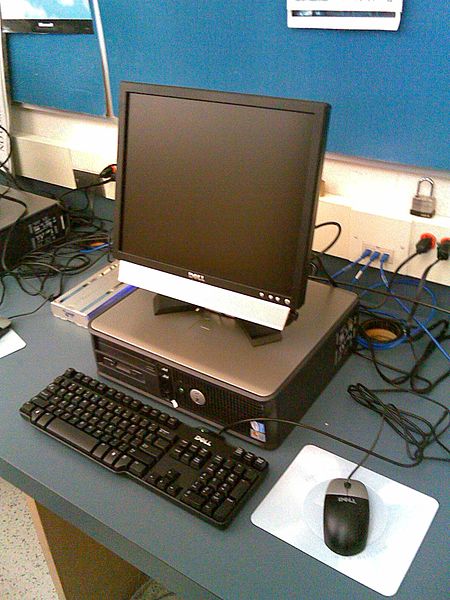 A Dell OptiPlex GX620 (DT) with a Pentium D processor.