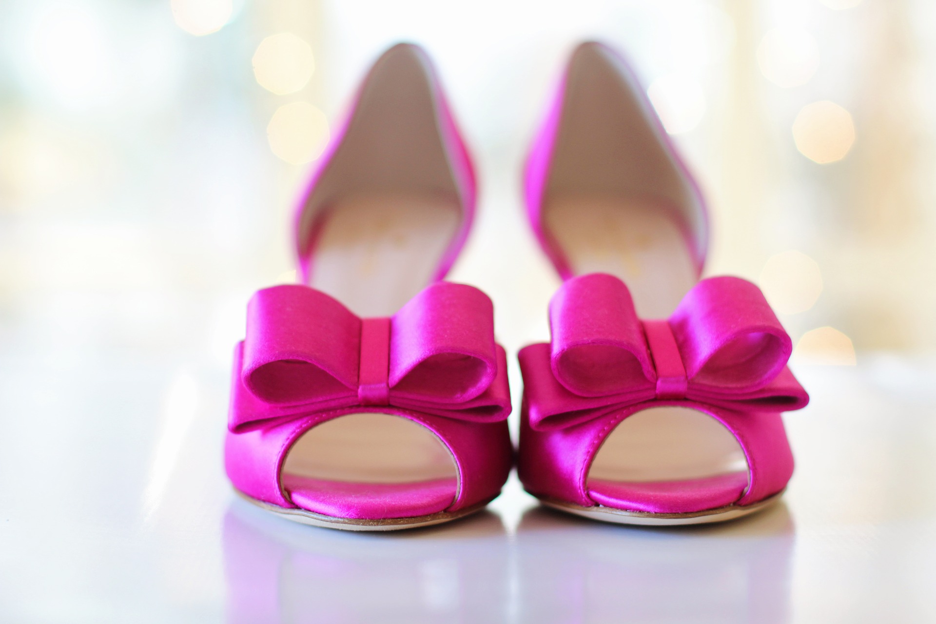 pink-shoes-2107618_1920.jpg