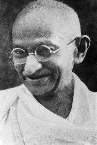 200px-Portrait_Gandhi.jpg