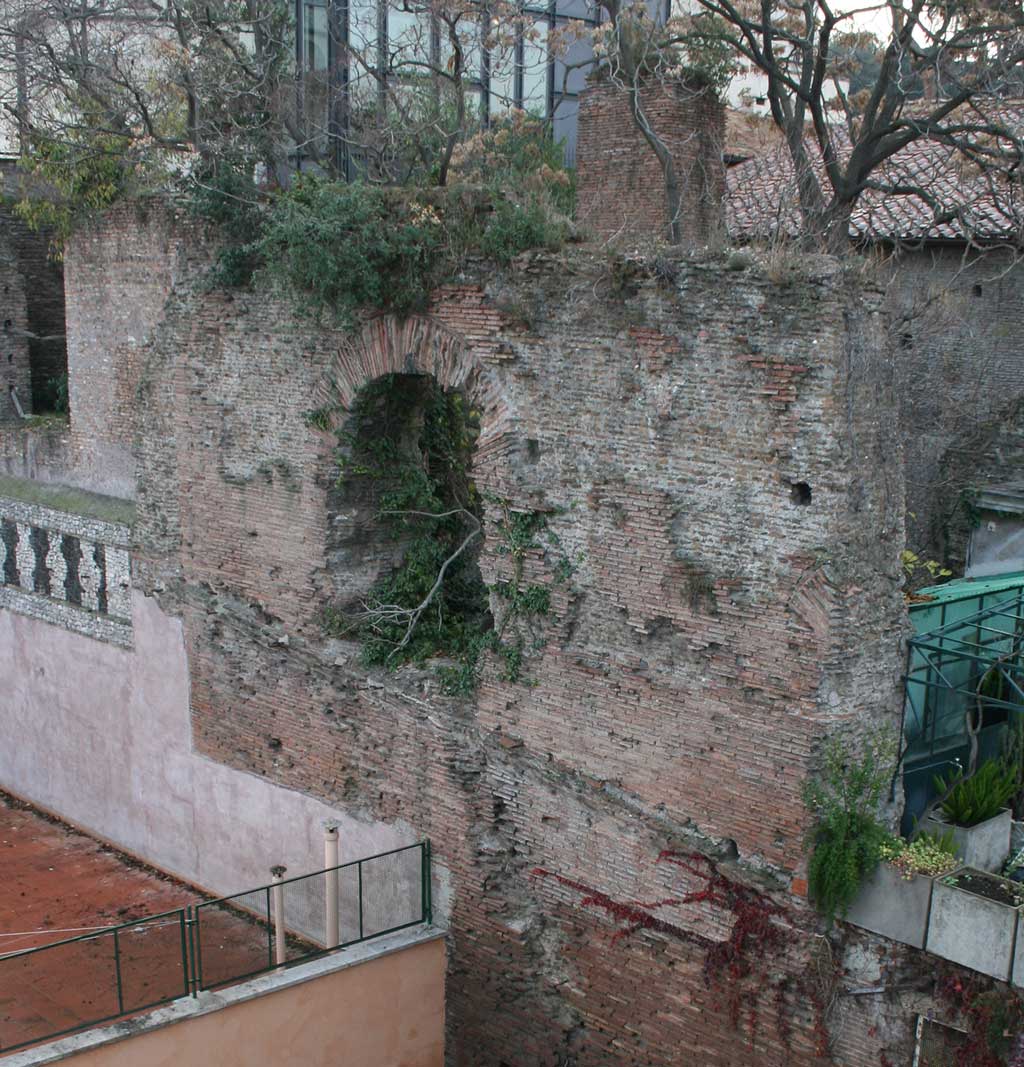 The ruins of the Serapeum show a mixture of brick and concrete with a regular use of the round arch.