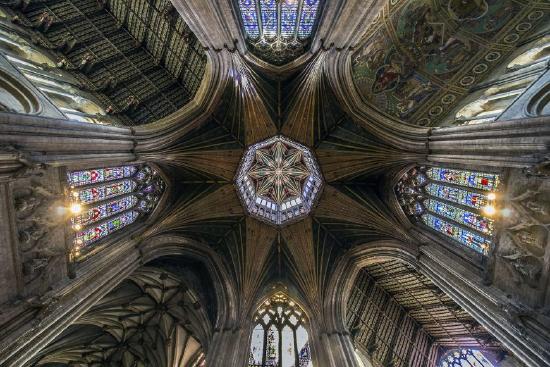 The_Octagon_Lantern_Ely_CathederalEdited-870x580.jpg
