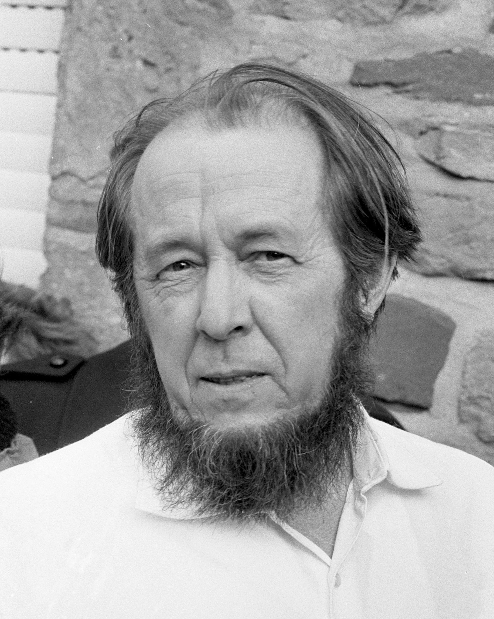 Aleksandr_Solzhenitsyn_1974crop.jpg