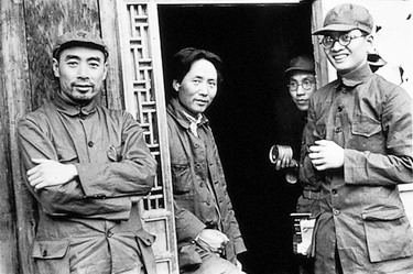 Zhou Enlai (y Mao Zedong