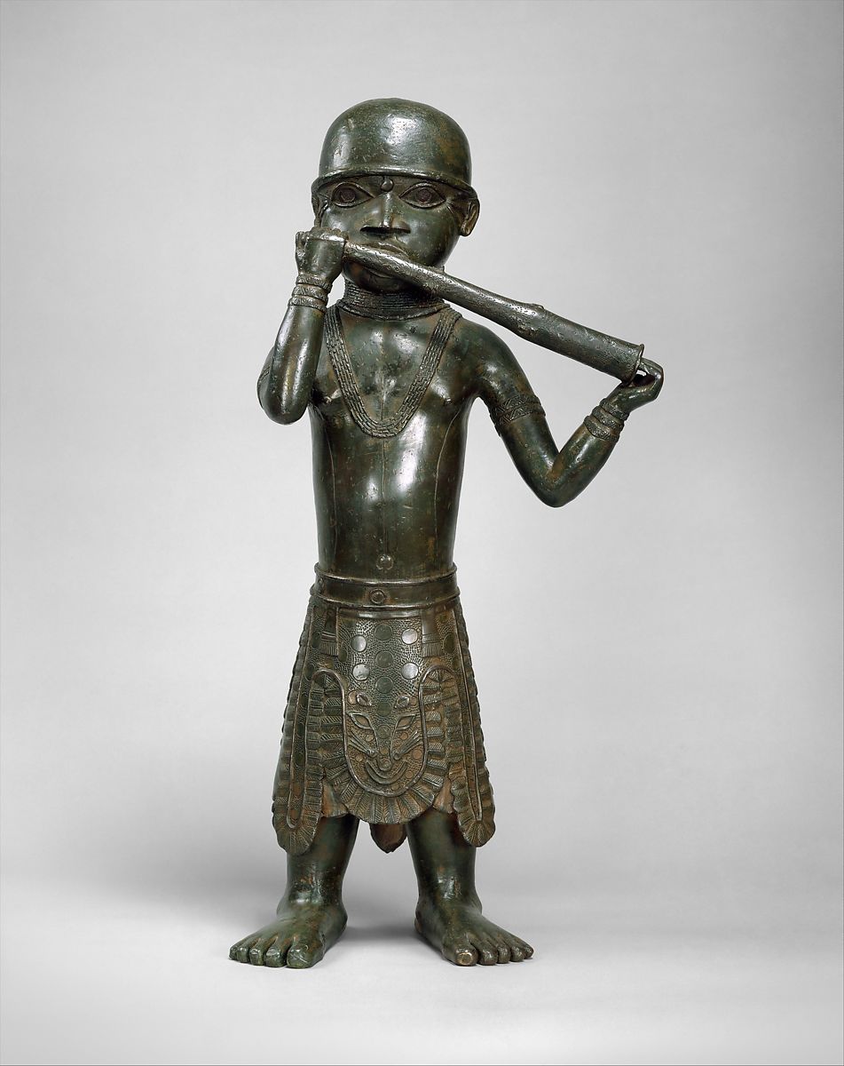 Benin bronze horn player statue 