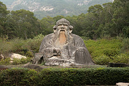 256px-Statue_of_Lao_Tzu_in_Quanzhou.jpg