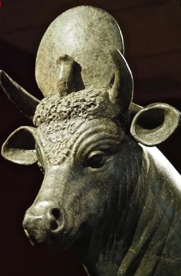 Apis_Bull_Statue_(photo_by_Carolyn_Whitson).png