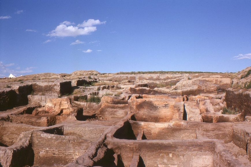 Çatalhöyük tras las primeras excavaciones de James Mellaart y su equipo (foto: Omar hoftun, CC: BY-SA 3.0)