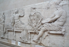Partenón, Friso del Este, Losa 4 (Dioses)
