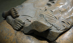 Sarcófago de los Esposos, detalle con pies