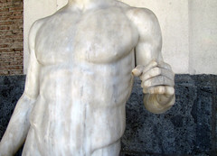 Polykleitos, Doryphoros, detalle con torso