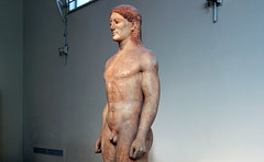 Anavysos Kouros viewed from right, c. 530 B.C.E.