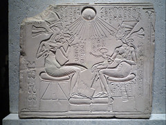 House Altar wih Akhenaten, Nefertiti and Three Daughters, detail with