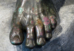 Apollonius, Boxer at Rest, detail with toes