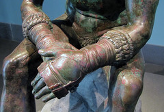 Apollonius, Boxer at Rest, detail with hands
