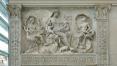 Ara Pacis Augustae, panel Tellus (o Pax o Venus)