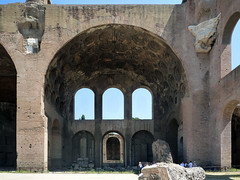 Basílica de Maxentius y Constantino, bahía derecha