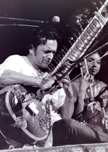 Ravi Shankar playing to sitar.